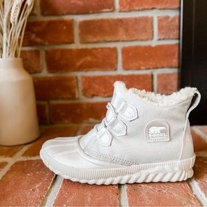 Disney Sorel X Out N About Boots